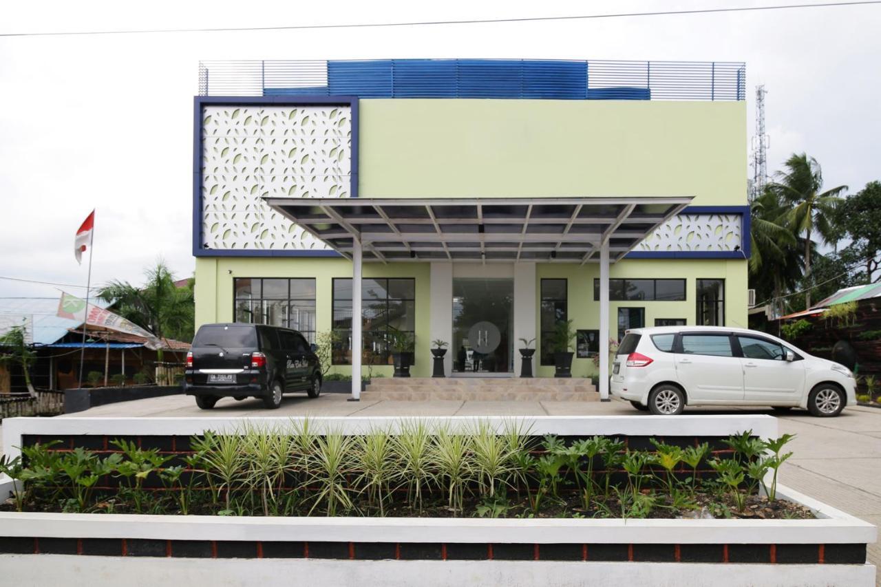 Airy Syariah Mistar Cokrokusumo 29A Banjarbaru Exterior photo