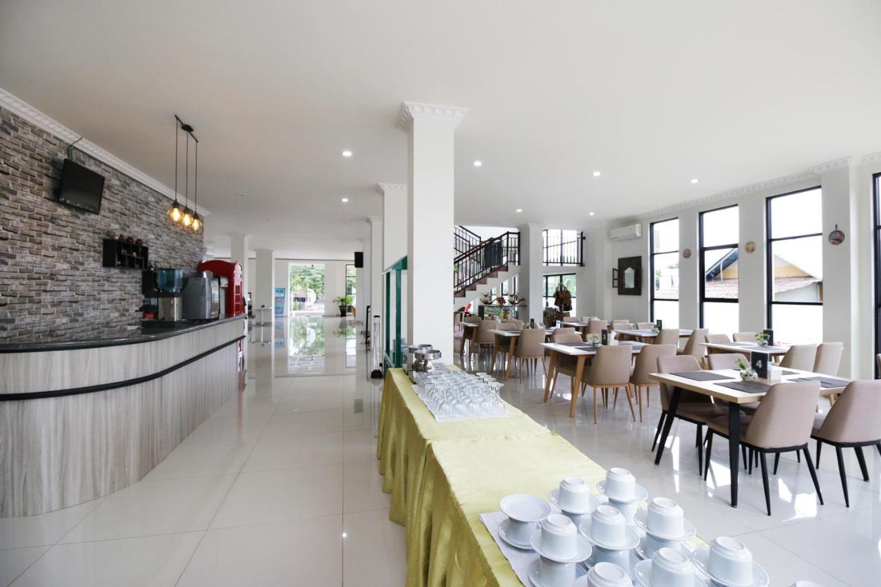 Airy Syariah Mistar Cokrokusumo 29A Banjarbaru Exterior photo